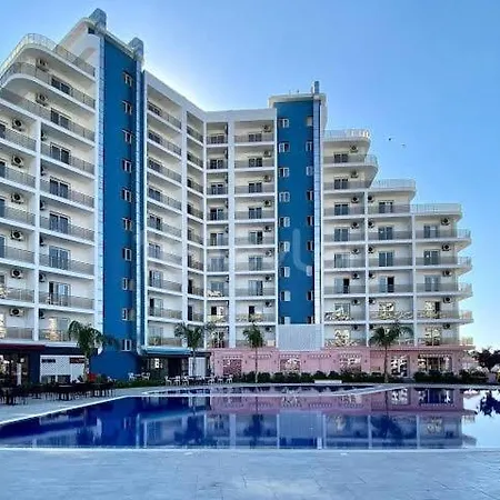 Long Beach'de Stuedyo Apartment Aglantzia